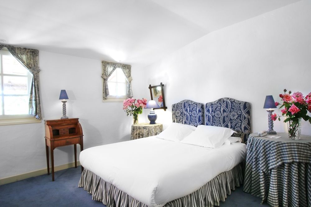 Chateau Des Vigiers Monestier  Room photo